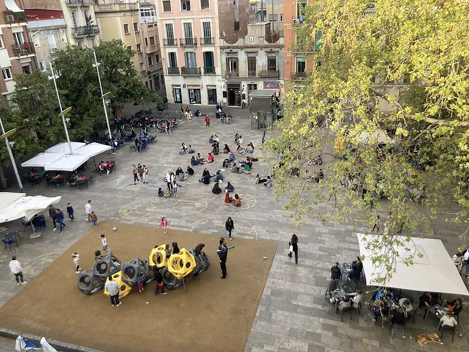 Plazas de Gràcia (Plaça del Sol y Plaça de la Vila)